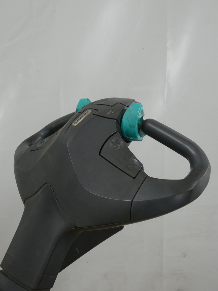 Jungheinrich ERE120 - Pallet truck: picture 3 Jungheinrich ERE120 - Pallet truck: picture 3