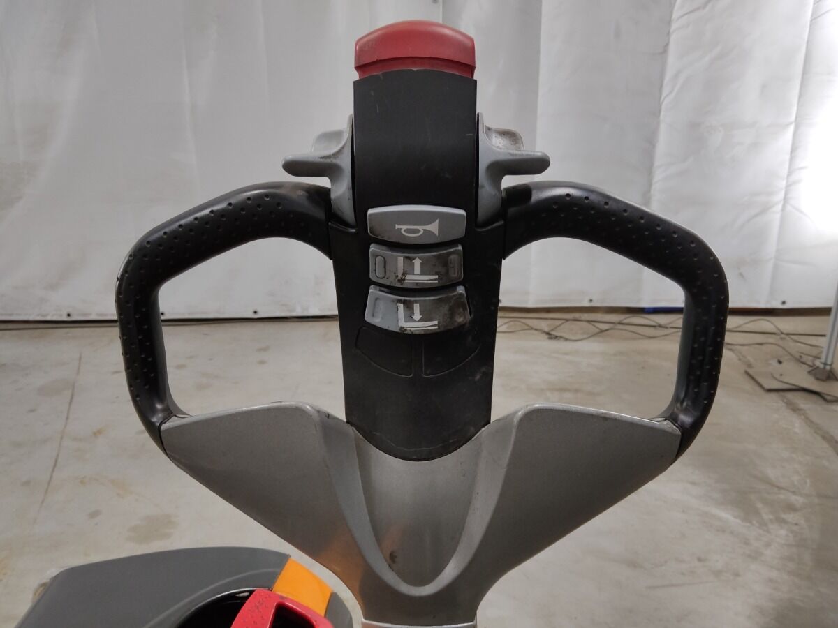 STILL EXU18 - Pallet truck: picture 3 STILL EXU18 - Pallet truck: picture 3