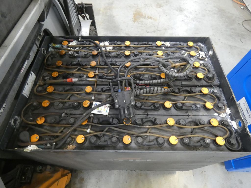STILL RX60-30 - Electric forklift: picture 4 STILL RX60-30 - Electric forklift: picture 4