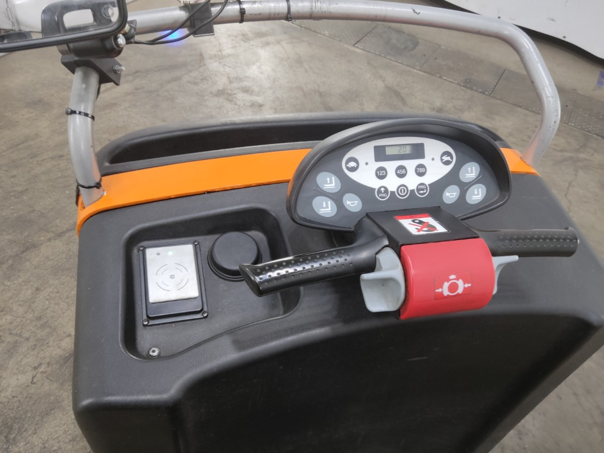 Still CX-T - Tow tractor: picture 3 Still CX-T - Tow tractor: picture 3