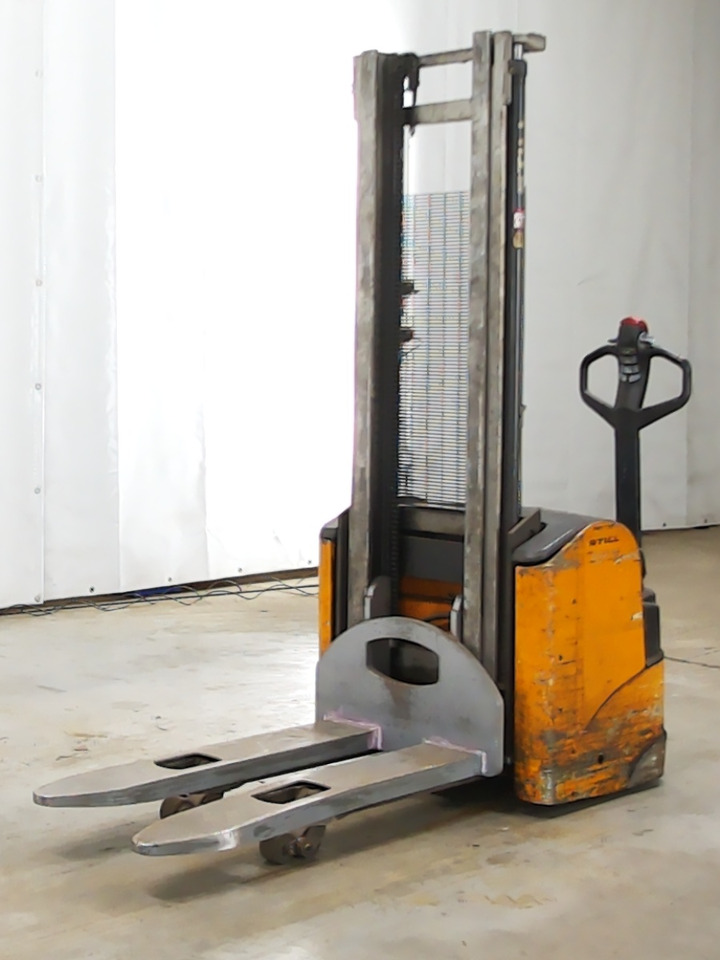 Still EGV16 - Stacker: picture 1 Still EGV16 - Stacker: picture 1