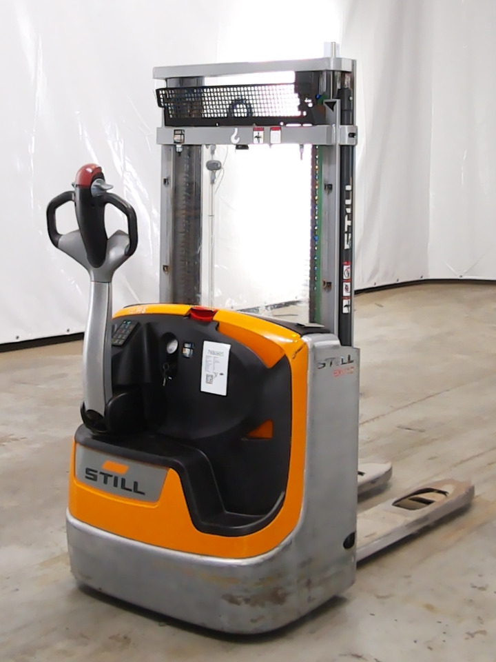 Still EXV12 - Stacker: picture 2 Still EXV12 - Stacker: picture 2