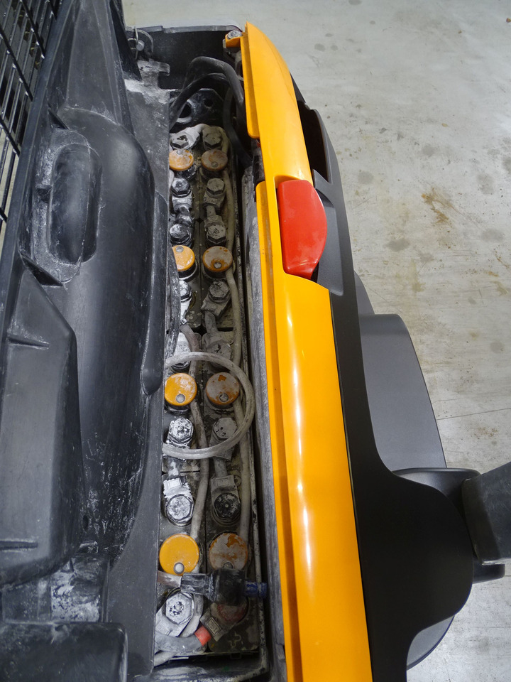 Still EXV12 - Stacker: picture 4 Still EXV12 - Stacker: picture 4