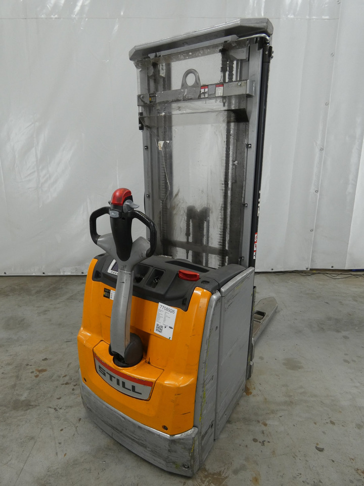 Still EXV14 - Stacker: picture 2 Still EXV14 - Stacker: picture 2