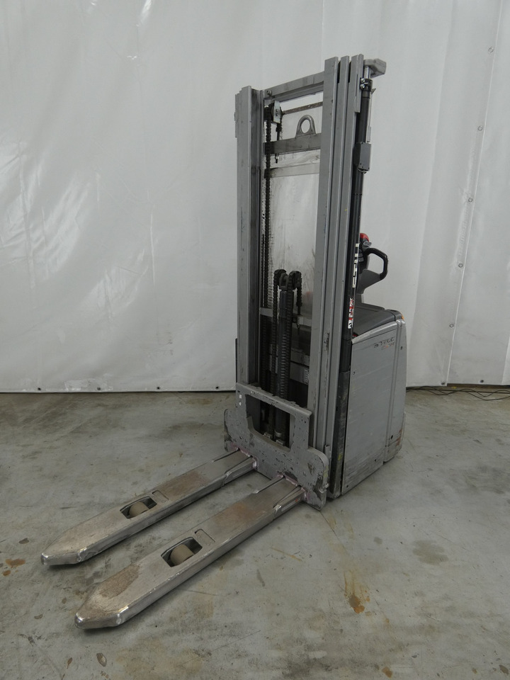 Still EXV14 - Stacker: picture 1 Still EXV14 - Stacker: picture 1