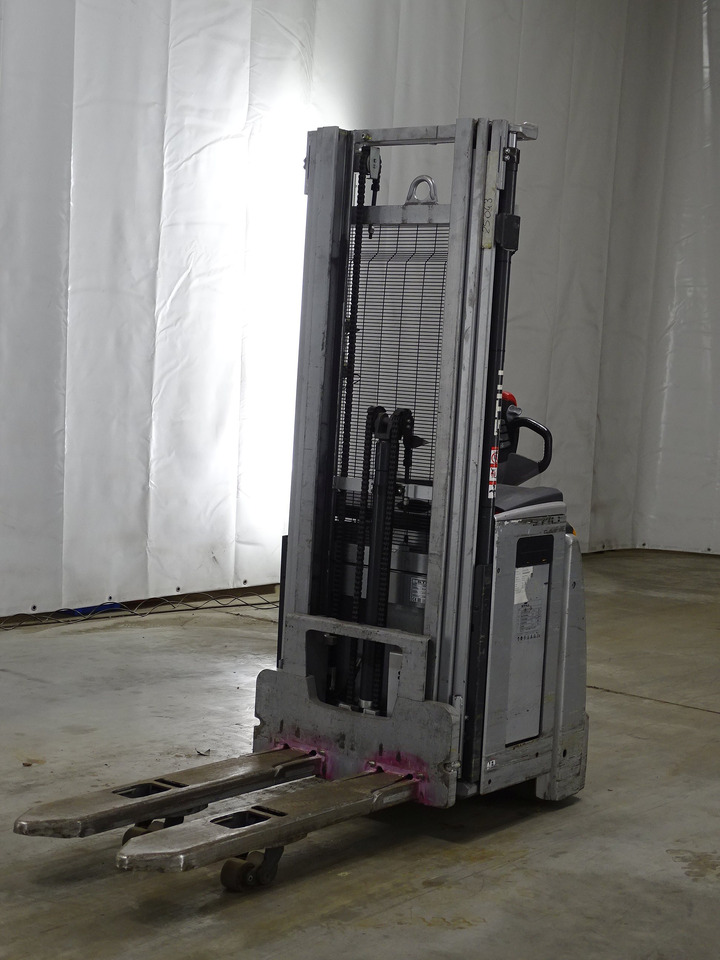 Still EXV16I - Stacker: picture 1 Still EXV16I - Stacker: picture 1