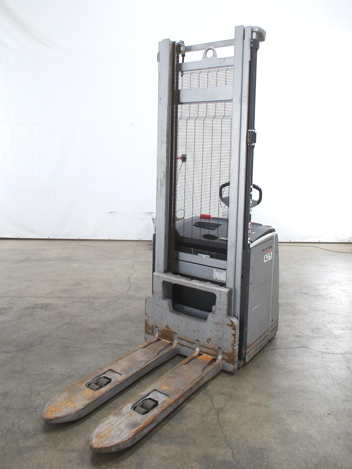Still EXV20 - Stacker: picture 1 Still EXV20 - Stacker: picture 1