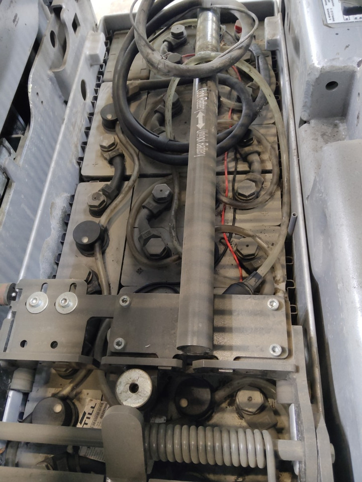 Still OXV08 - Order picker: picture 4 Still OXV08 - Order picker: picture 4