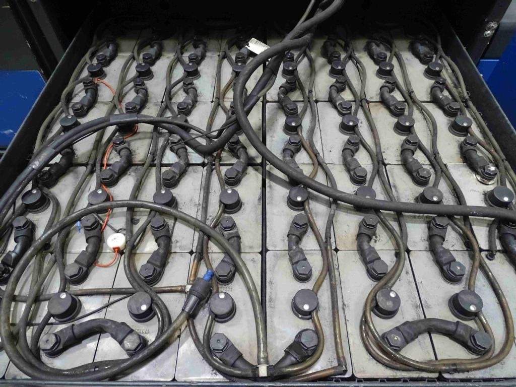 Still R07-25 - Tow tractor: picture 4 Still R07-25 - Tow tractor: picture 4