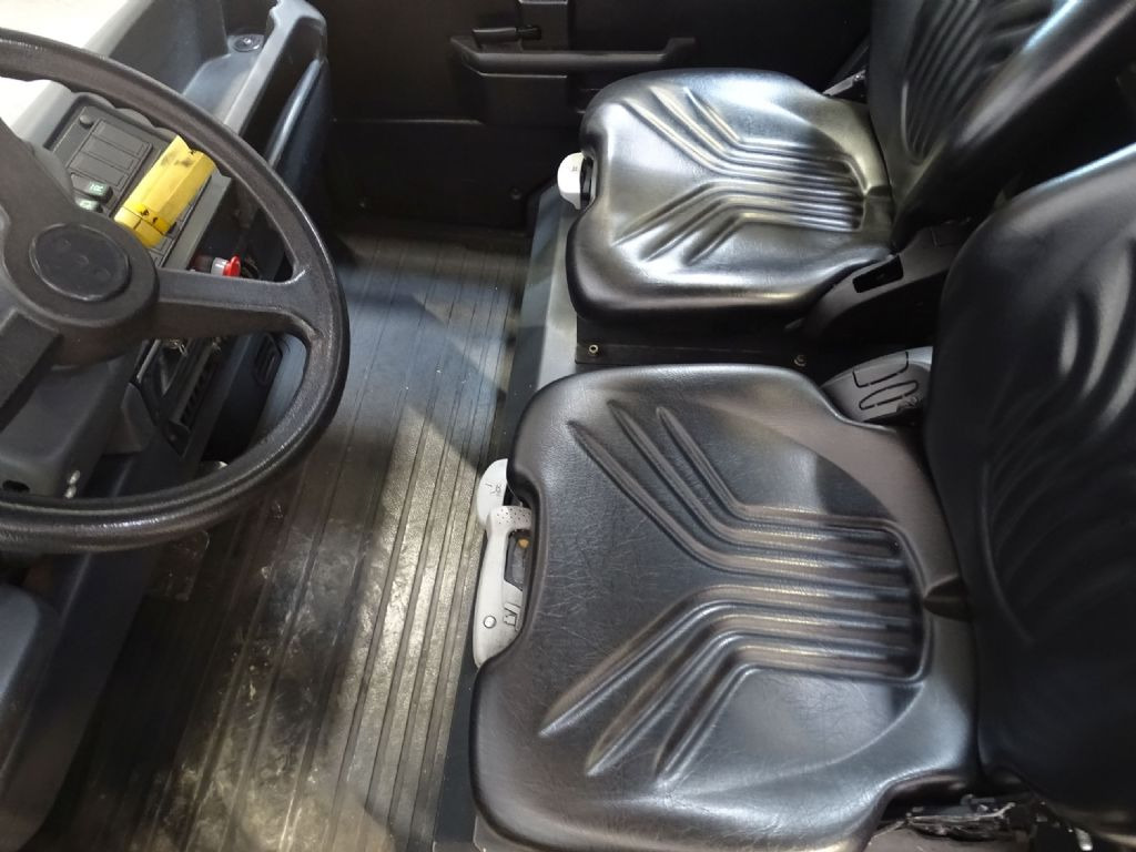 Still R07-25 - Tow tractor: picture 3 Still R07-25 - Tow tractor: picture 3