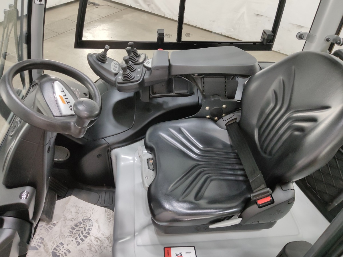 Still RX60-35/BATT.NEU - Electric forklift: picture 3 Still RX60-35/BATT.NEU - Electric forklift: picture 3