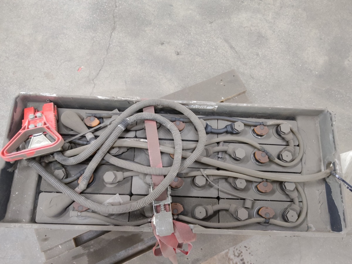 Weitere 24V - Battery for Material handling equipment: picture 3 Weitere 24V - Battery for Material handling equipment: picture 3