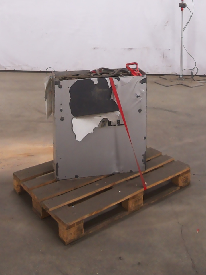 Weitere 24V - Battery for Material handling equipment: picture 1 Weitere 24V - Battery for Material handling equipment: picture 1