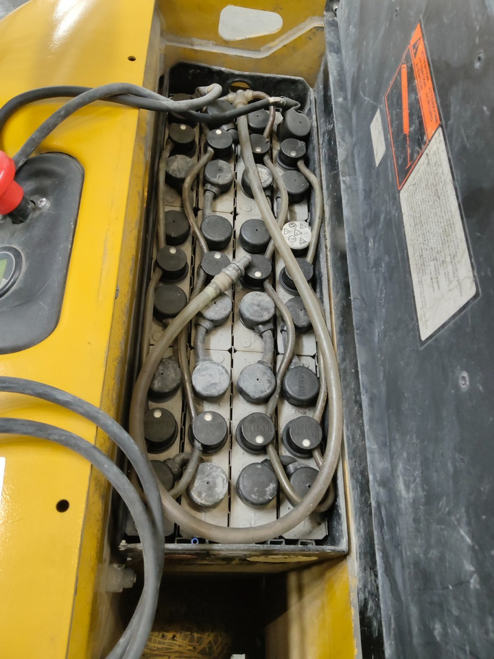 Yale MS12AC - Stacker: picture 4 Yale MS12AC - Stacker: picture 4
