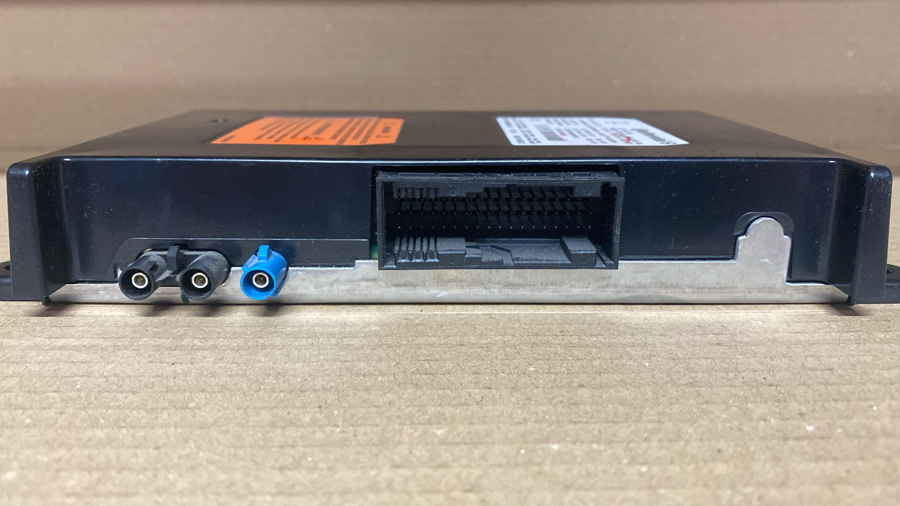 CONTINENTAL Mercedes Benz Control Module A2179004301 - ECU: picture 2 CONTINENTAL Mercedes Benz Control Module A2179004301 - ECU: picture 2