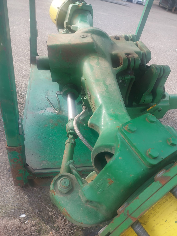 JOHN DEERE Front Axle AL206207: MFWD - Front axle for Farm tractor: picture 2 JOHN DEERE Front Axle AL206207: MFWD - Front axle for Farm tractor: picture 2