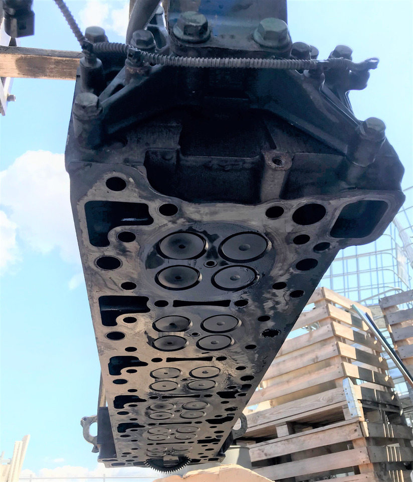 MERCEDES-BENZ Actros Antos Arocs OM471 Cylinder Head - Cylinder head for Truck: picture 3 MERCEDES-BENZ Actros Antos Arocs OM471 Cylinder Head - Cylinder head for Truck: picture 3