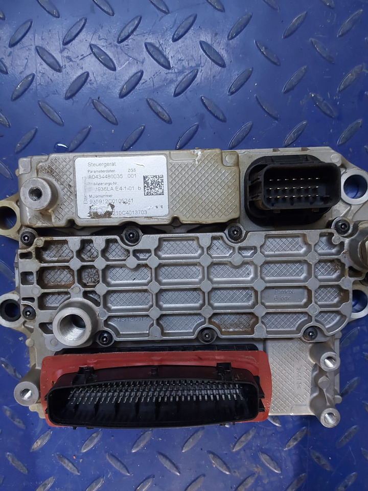 Mercedes Actros Atego MCM2.1 A0014466435 Reconditioned - ECU for Truck: picture 4 Mercedes Actros Atego MCM2.1 A0014466435 Reconditioned - ECU for Truck: picture 4
