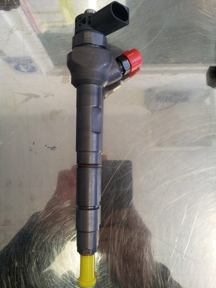 Mercedes Vito V Class A6510703187 Euro 6 0445110574 - Injector for Van: picture 1 Mercedes Vito V Class A6510703187 Euro 6 0445110574 - Injector for Van: picture 1