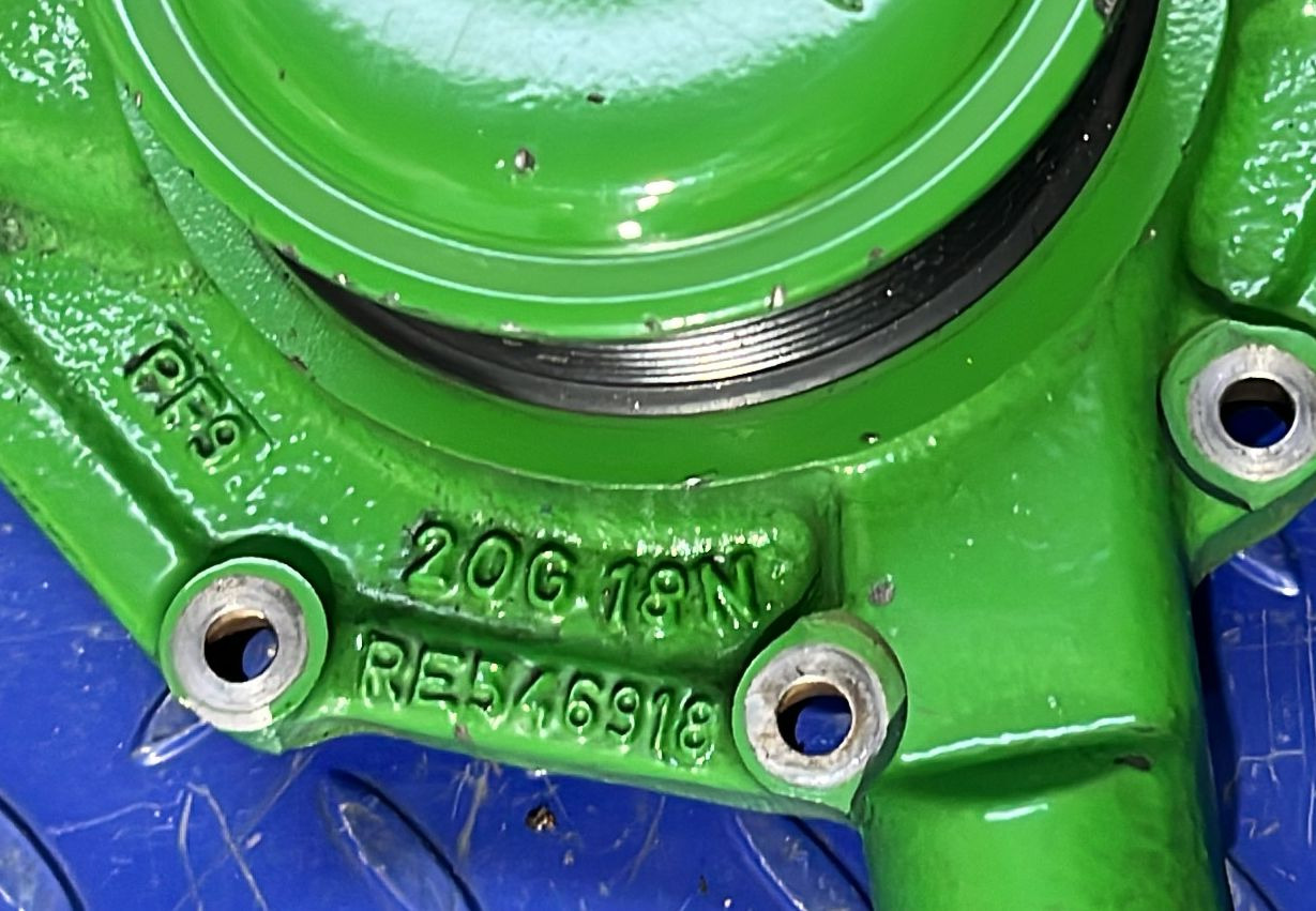 John Deere POMPA APA RE546918 - Spare parts for Farm tractor: picture 2 John Deere POMPA APA RE546918 - Spare parts for Farm tractor: picture 2