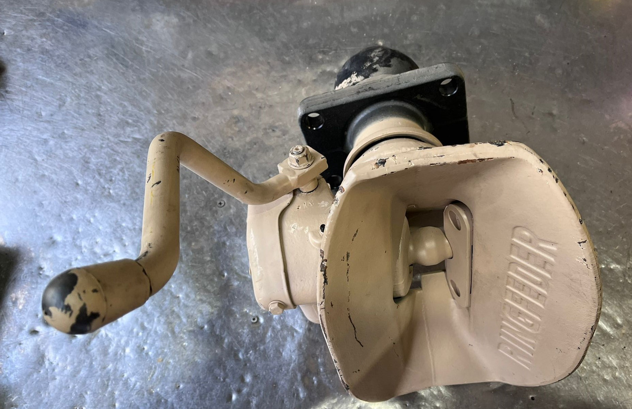 Ringfeder Fifth wheel coupler - Spare parts for Agricultural machinery: picture 1 Ringfeder Fifth wheel coupler - Spare parts for Agricultural machinery: picture 1