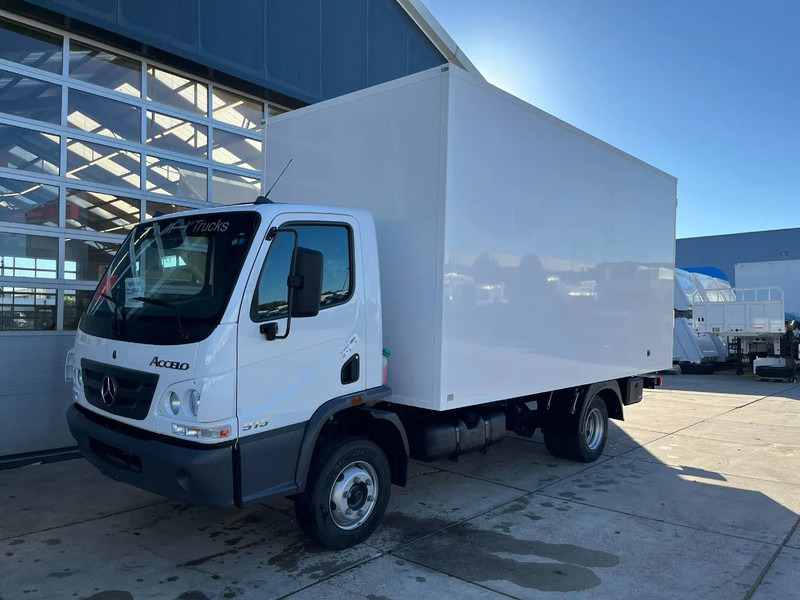 Mercedes-Benz Accelo 915 4x2 Closed Cargo Truck - Box truck: picture 1 Mercedes-Benz Accelo 915 4x2 Closed Cargo Truck - Box truck: picture 1