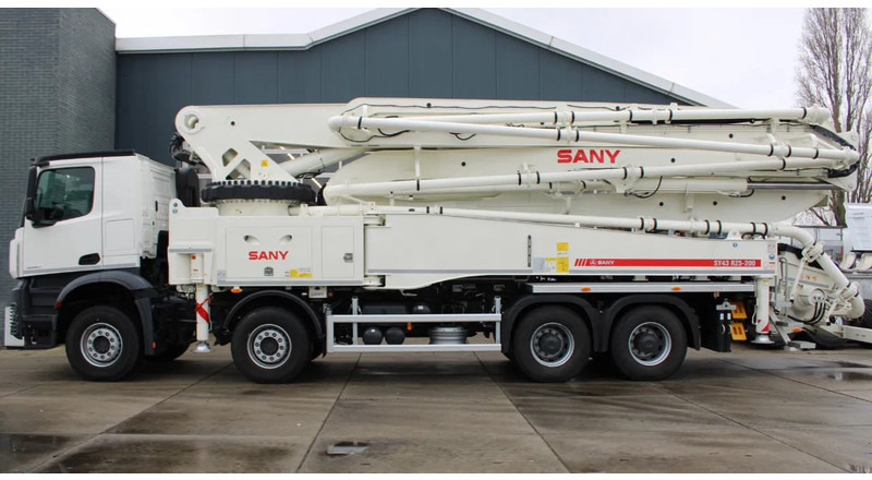 Mercedes-Benz Arocs 4140 8x4 Sany SY43 Concrete pump Build by Putzmeister - Concrete pump truck: picture 2 Mercedes-Benz Arocs 4140 8x4 Sany SY43 Concrete pump Build by Putzmeister - Concrete pump truck: picture 2