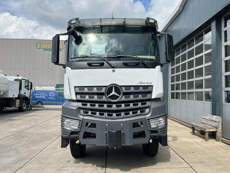 Leasing of Mercedes-Benz Arocs 4058 AS 6x6 Tractor Head 180T Push Pull euro3 (Pre order) Mercedes-Benz Arocs 4058 AS 6x6 Tractor Head 180T Push Pull euro3 (Pre order): picture 8