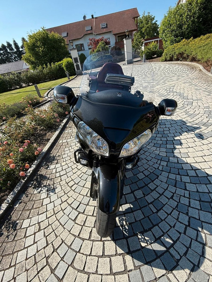 Honda GL1800 SC47*Krossline*Audio*Wilbers*SR Racing - Motorcycle: picture 2 Honda GL1800 SC47*Krossline*Audio*Wilbers*SR Racing - Motorcycle: picture 2