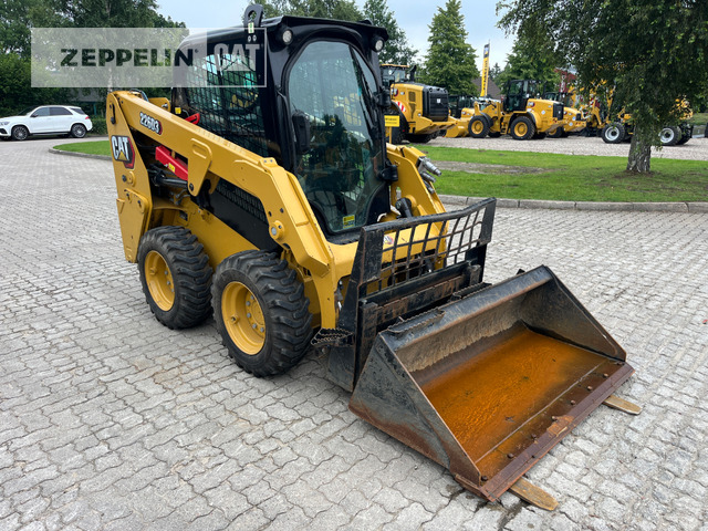 Cat 226D - Skid steer loader: picture 1 Cat 226D - Skid steer loader: picture 1
