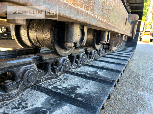 Crawler excavator Cat 323-07B: picture 15