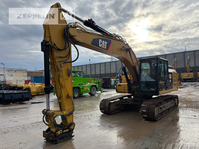 Cat 323FL - Crawler excavator: picture 1 Cat 323FL - Crawler excavator: picture 1