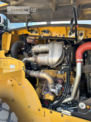 Wheel loader Cat 918M: picture 16