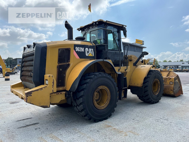 Cat 962M - Wheel loader: picture 3 Cat 962M - Wheel loader: picture 3