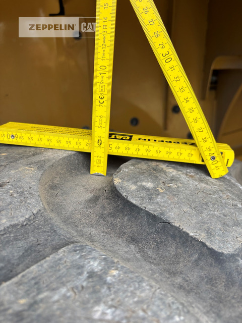 Wheel loader Cat 962M: picture 21