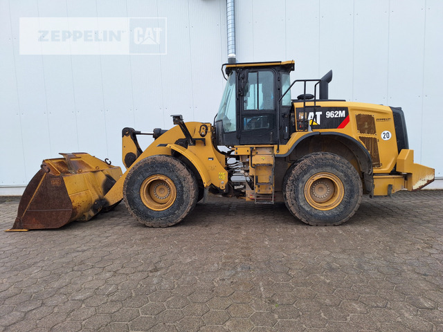 Cat 962M - Wheel loader: picture 2 Cat 962M - Wheel loader: picture 2