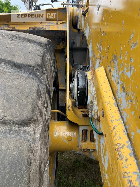Wheel loader Cat 988KXE: picture 14