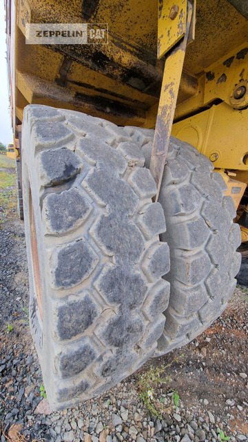 Rigid dumper/ Rock truck Komatsu HD325-6: picture 8