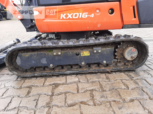 Mini excavator Kubota KX016-4: picture 9