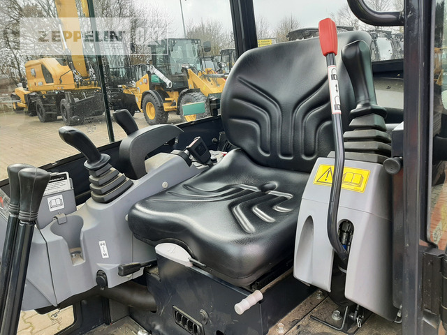 Mini excavator Kubota KX016-4: picture 29