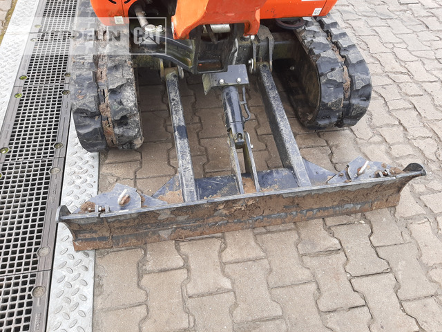 Mini excavator Kubota KX016-4: picture 15