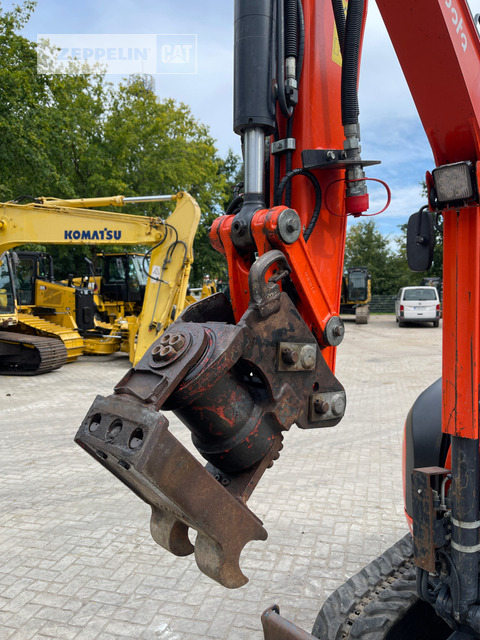 Mini excavator Kubota U27-4: picture 9