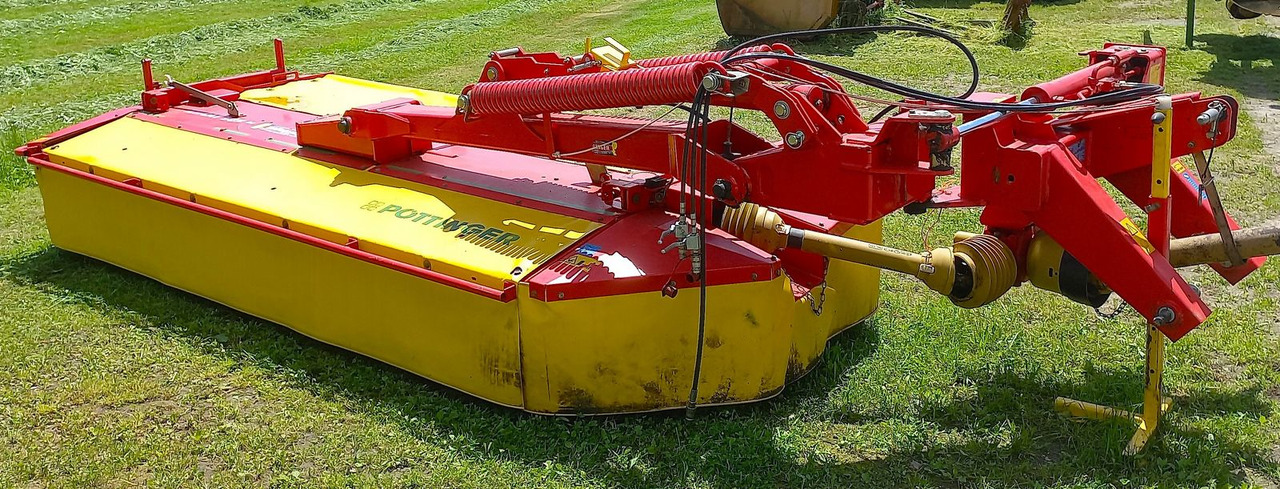 Pöttinger NOVA CAT 305 H - Mower: picture 1 Pöttinger NOVA CAT 305 H - Mower: picture 1