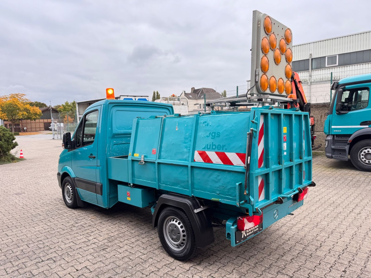 Mercedes-Benz 313 CDI Sprinter II Bertsche Müllwagen Tafel - Garbage truck: picture 4 Mercedes-Benz 313 CDI Sprinter II Bertsche Müllwagen Tafel - Garbage truck: picture 4