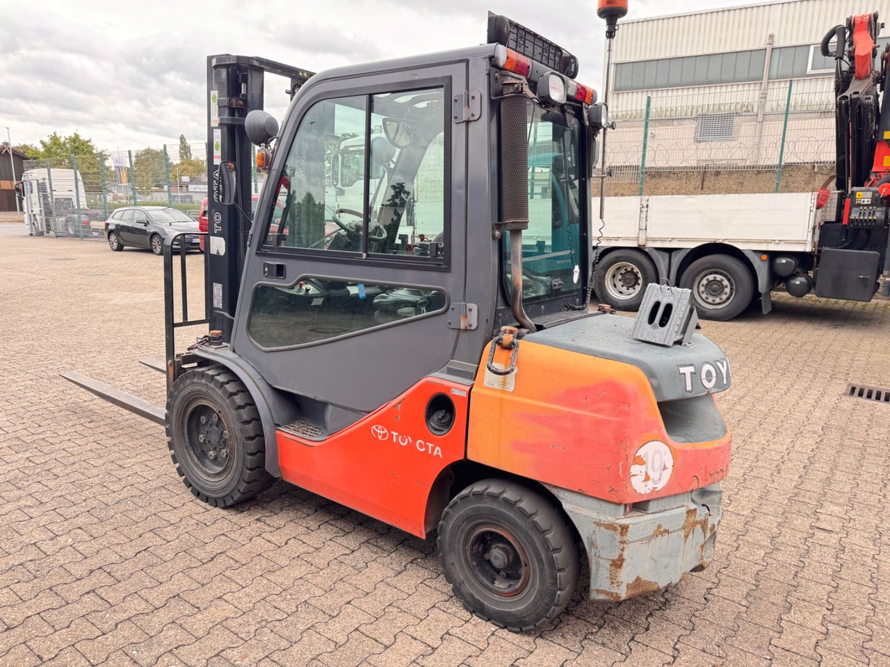 Toyota Tonero 35 Diesel Stapler 3.274h Sideshift - Diesel forklift: picture 4 Toyota Tonero 35 Diesel Stapler 3.274h Sideshift - Diesel forklift: picture 4