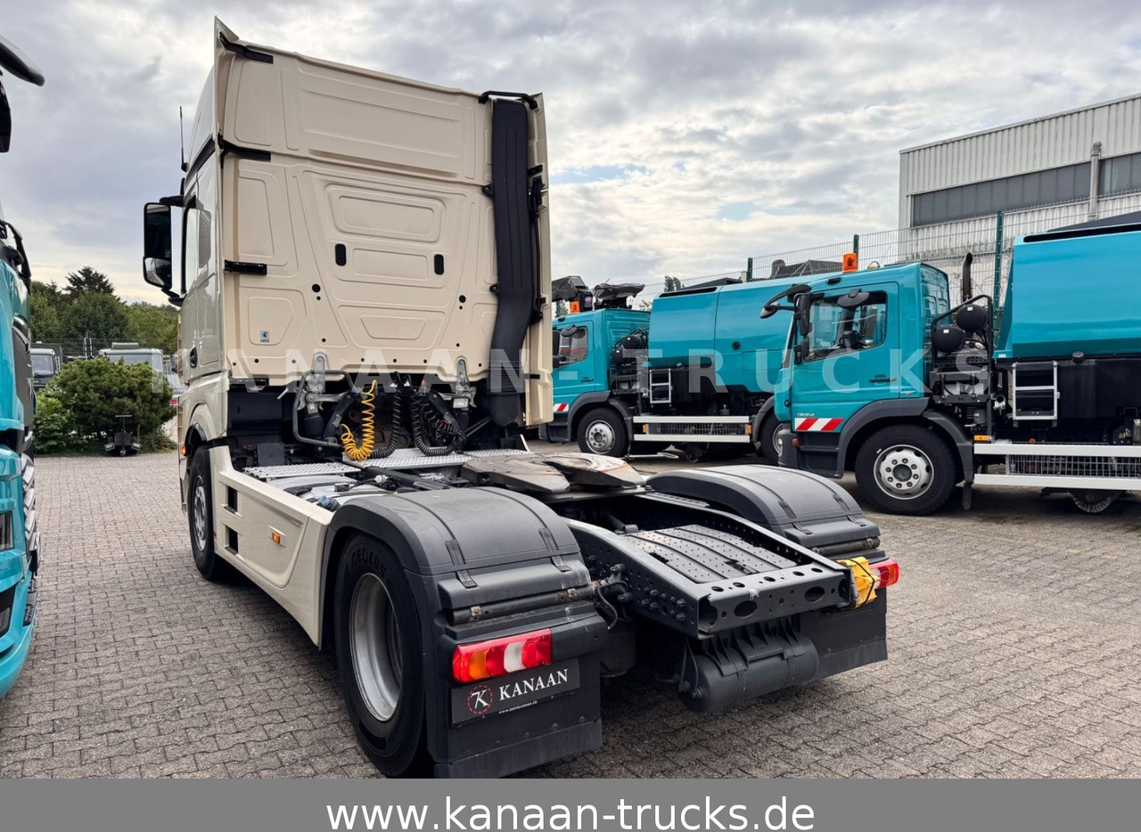 Mercedes-Benz 1848 LS Actros 4 GigaSpace Retarder - Tractor unit: picture 4 Mercedes-Benz 1848 LS Actros 4 GigaSpace Retarder - Tractor unit: picture 4
