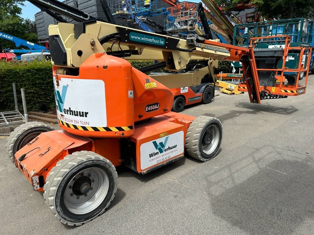 JLG E 450 AJ - Articulated boom: picture 1 JLG E 450 AJ - Articulated boom: picture 1