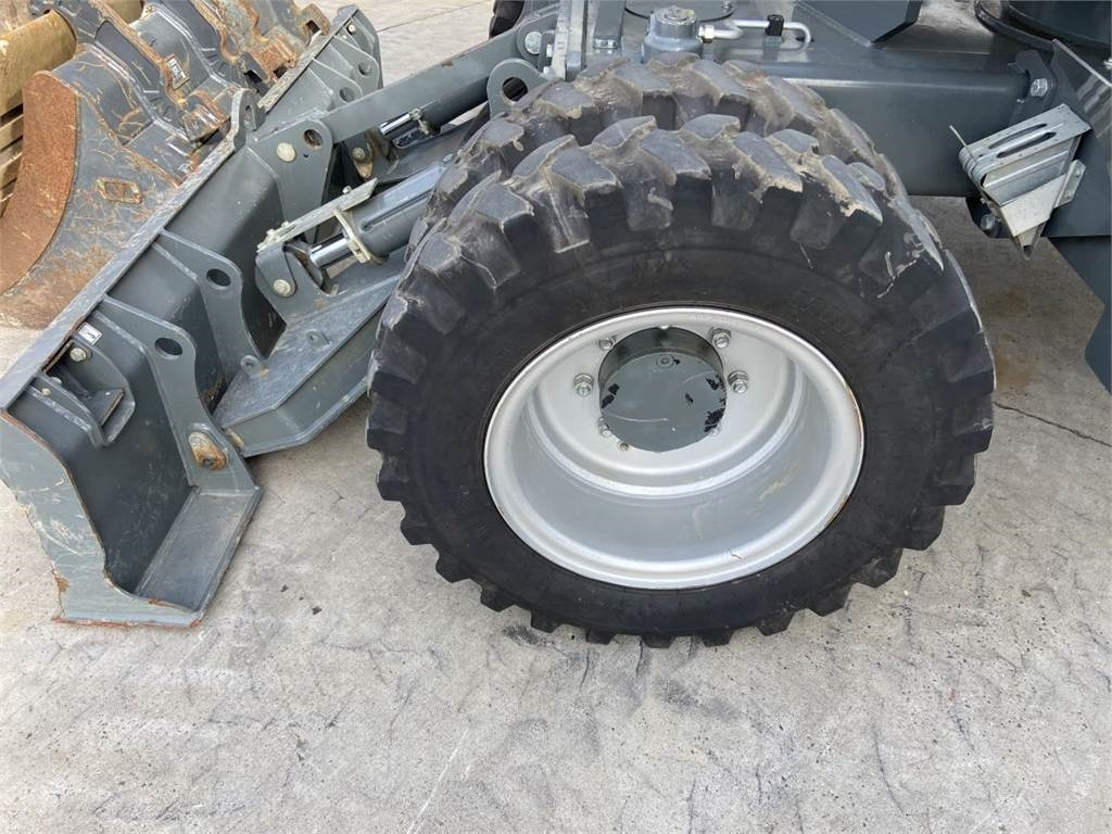 Wheel excavator Neuson EW100 (6924): picture 6